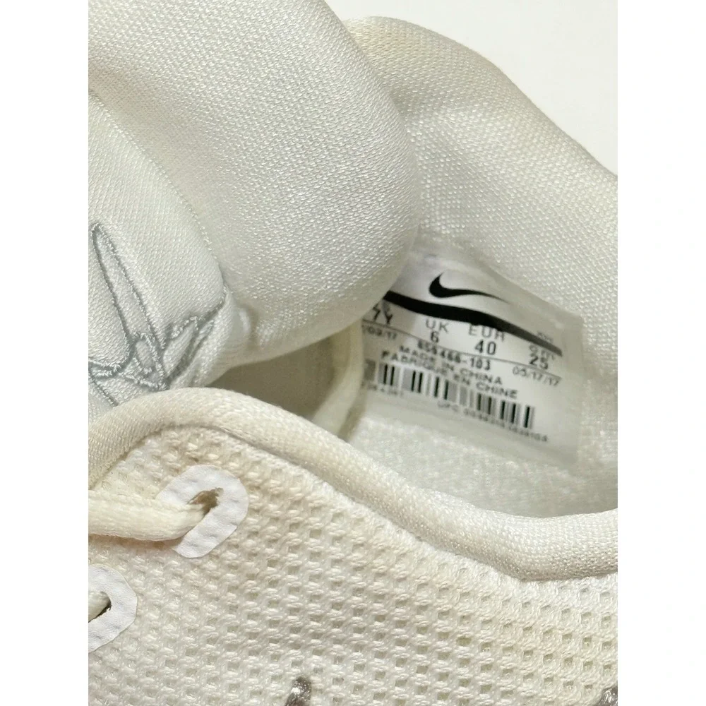 Nike Kyrie 3 Ivory Pale Grey Sail Basketball Shoes 859466-103 Mens 7Y Womens 8.5